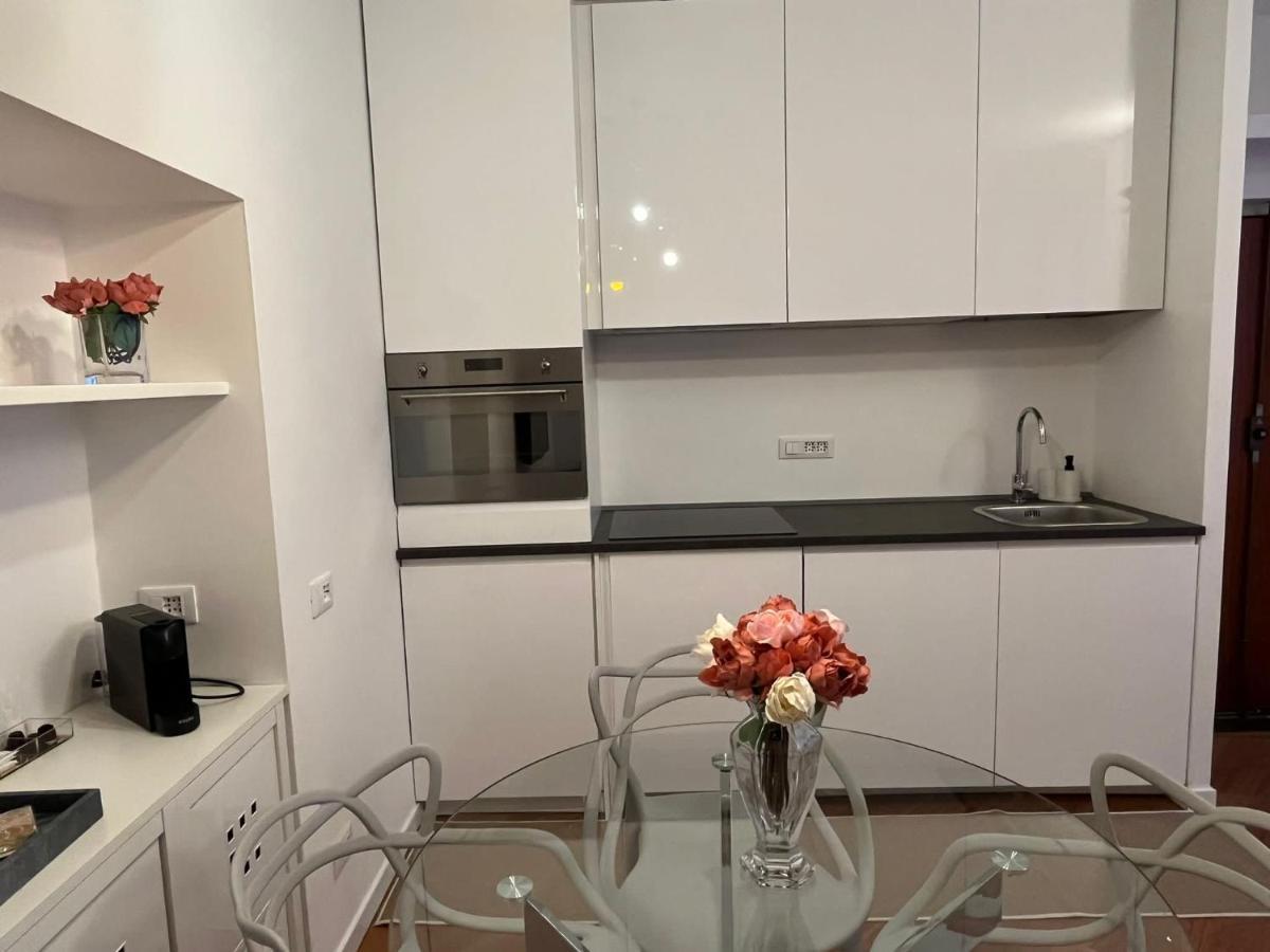 Casa Vercelli Delizioso Bilocale Moderno Nella Vecchia Milano 外观 照片